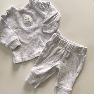 Carters NB Newborn 2pc Set 100% cotton